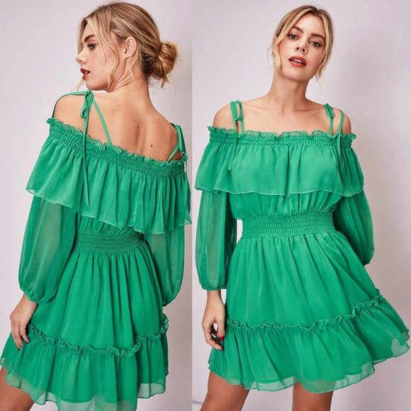 DO+BE Dresses & Skirts - NEW Kelly Green Off Shoulder Ruffle Romantic Dress